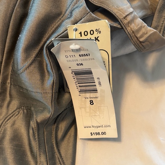 New silk dress size 8 - Picture 5 of 5